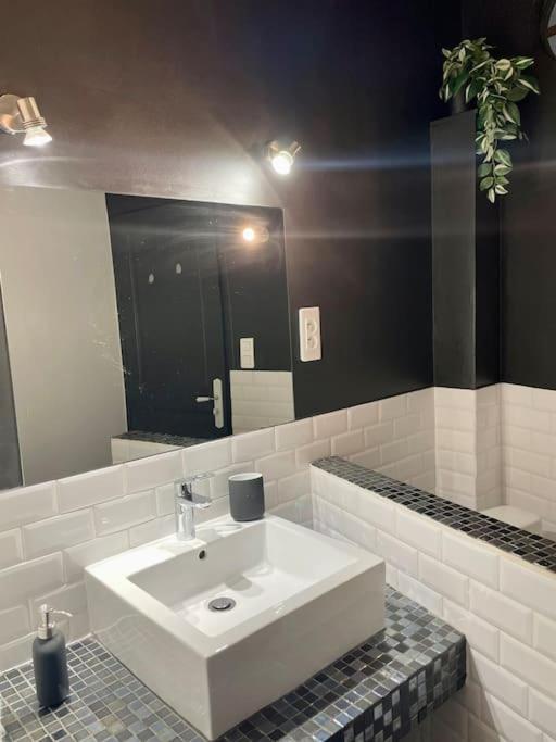 Appartement Renove De Caractere/ Parking Prive Saint-Rémy-de-Provence 外观 照片